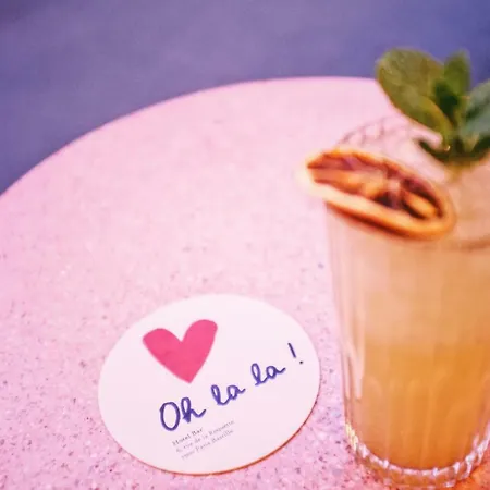 Oh La La ! Bar Bastille 3* Parigi