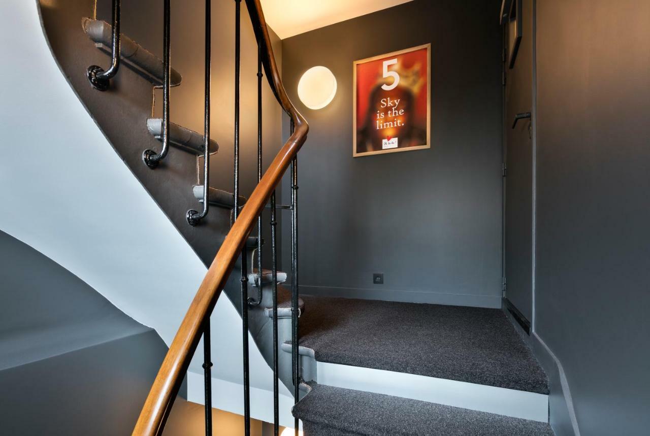 Oh La La ! Bar Bastille Parigi